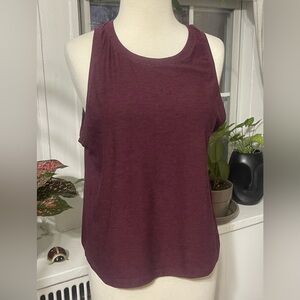 Beyond Yoga Women's Sleeveless Tank Top in Burgundy